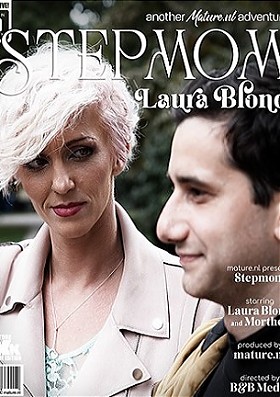 Мачеха Лаура Блонд (35) и Мортес (25)